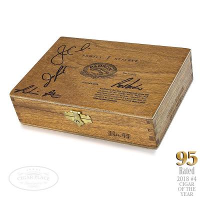 Padron Family Reserve No. 44 Natural (Torpedo) 2018 #4 Cigar of the Year-www.cigarplace.biz-32