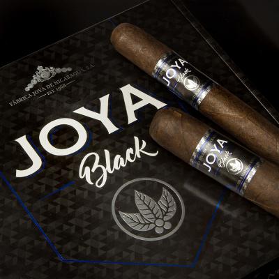 Joya de Nicaragua Black Doble Robusto Cigars