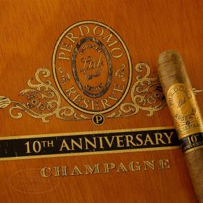 Perdomo Reserve 10th Anniversary Champagne Puritos Cigars-www.cigarplace.biz-21
